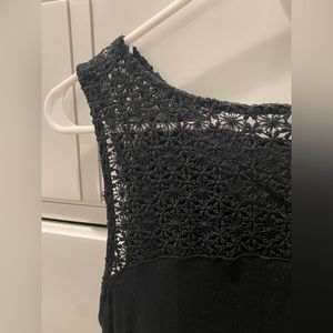 Old Navy Sleeveless Blouse with Floral Cutout Details